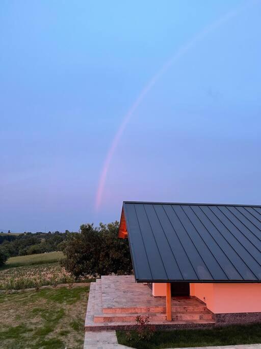 Casa Moderna In Sinteu - Intersectia Intre Modern Si Linistea Naturii Huta Voivozi Eksteriør billede